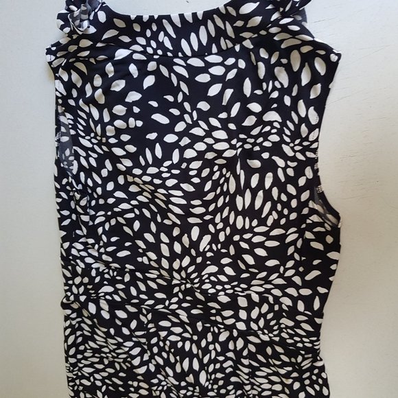 - Cleo Size 4 Sleeveless Summer Dress - Picture 5 of 5